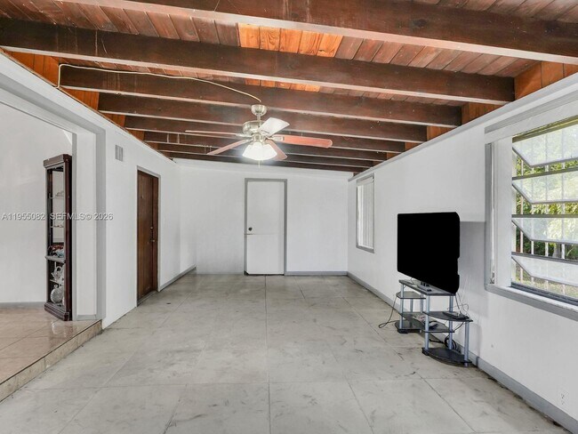 Building Photo - 265 NW 188th St