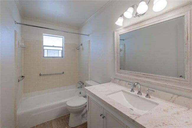 Building Photo - 2712 St Edwards Cir