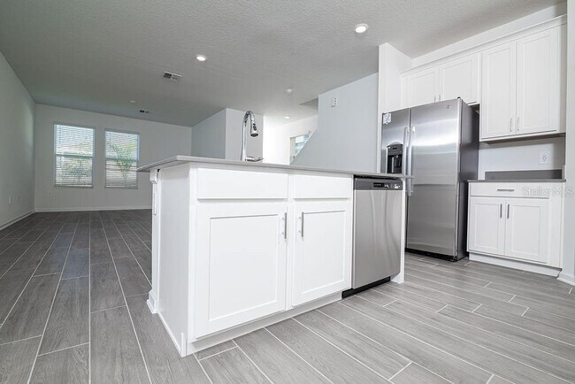 Building Photo - 16591 Parable Wy