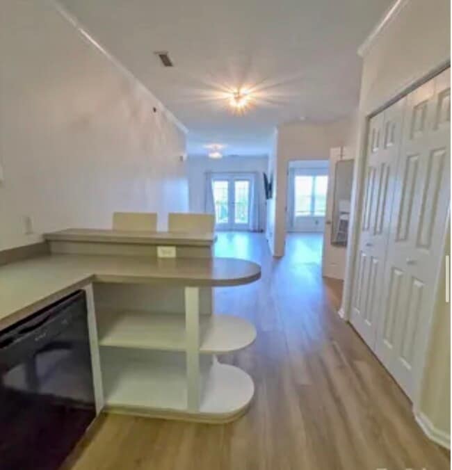 Building Photo - 1410 4th St Dr NW