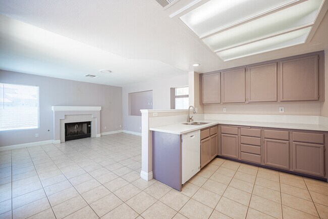 Building Photo - 1775 Walingwood Dr