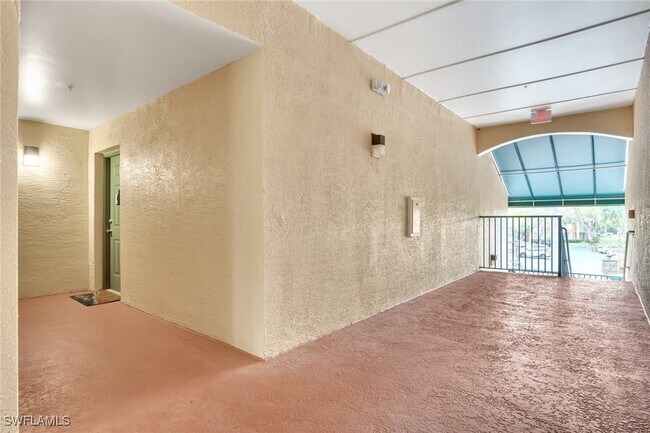 Building Photo - 1250 Wildwood Lakes Blvd