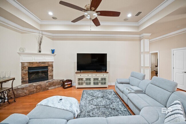Building Photo - 29320 Acorn Knoll Dr