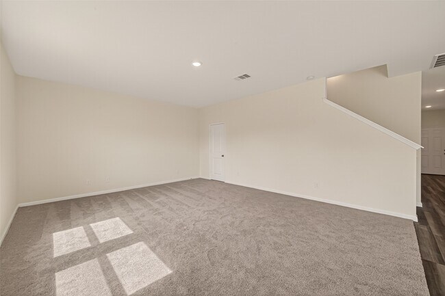 Building Photo - 31247 Williams Lndg St