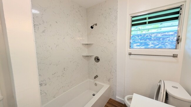 Building Photo - Newly Remodeled 2 bed 2 Bath Townhouse at Waialae Gardens in Kahala