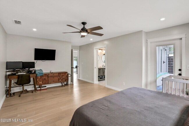 Building Photo - 4434 Coquina Dr