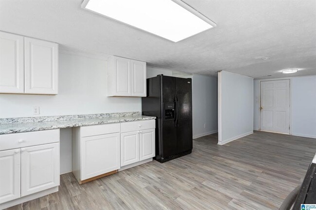 Building Photo - 2530 Mudd St