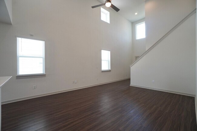 Building Photo - 7612 Lowenfield Dr