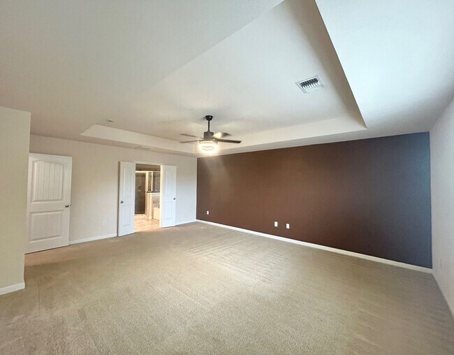 Building Photo - Gorgeous 4 Bed/ 3Bath house for rent! Avai...