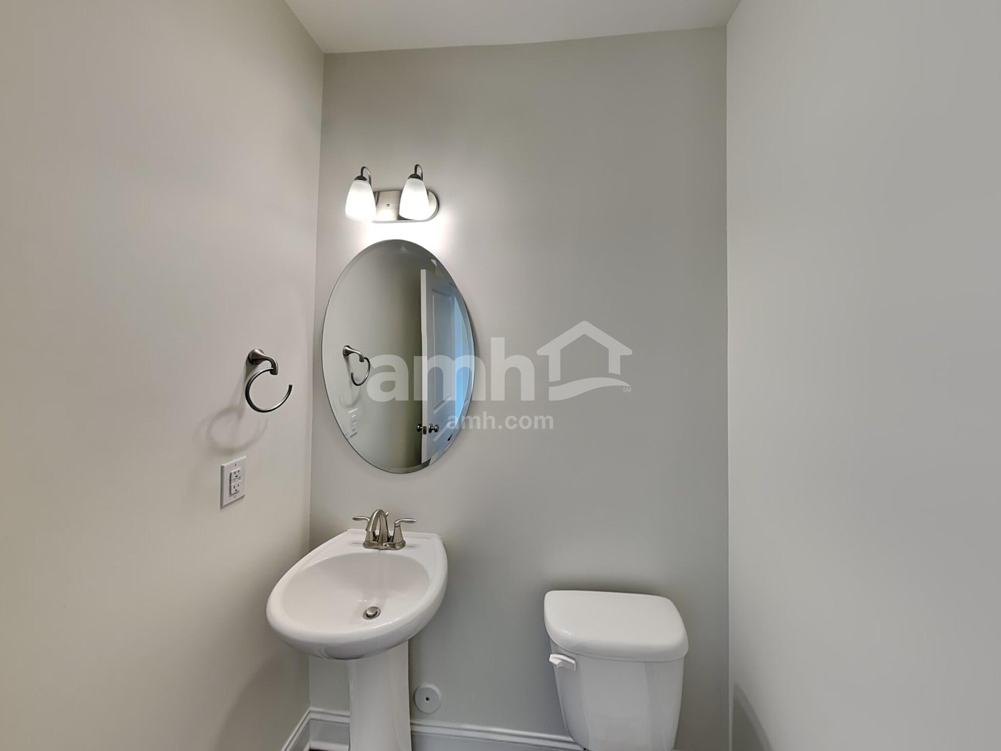Building Photo - 427 Catawba St