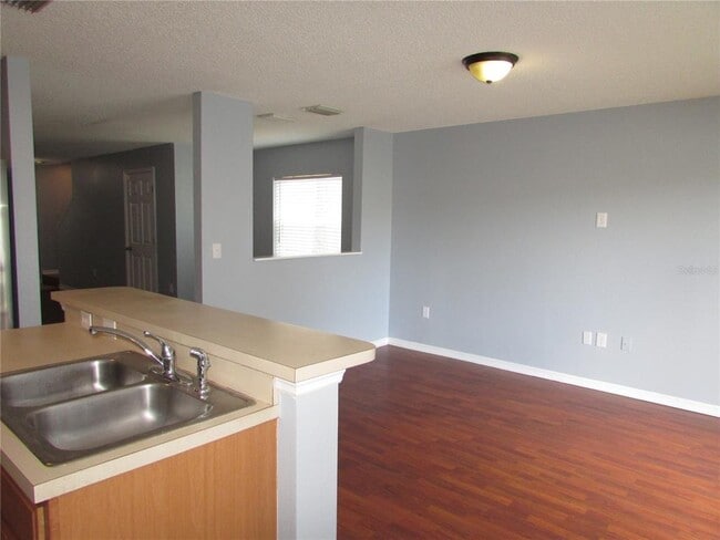 Building Photo - 8532 Edgewater Pl Blvd