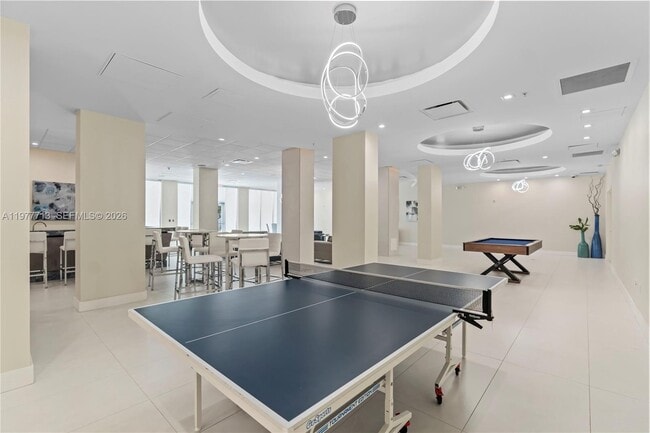 Building Photo - 3000 S Ocean Dr