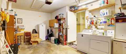 Building Photo - 662 Woodgate Ln