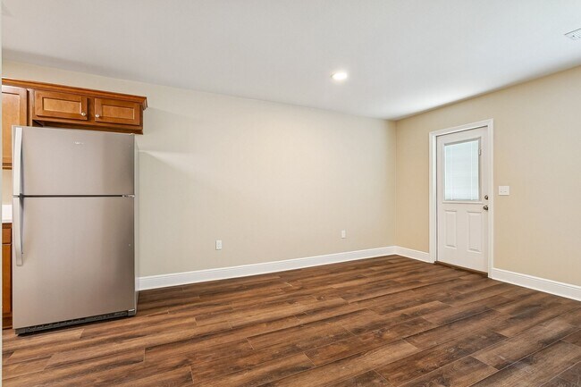 Building Photo - 103 Covington Meadow Cir