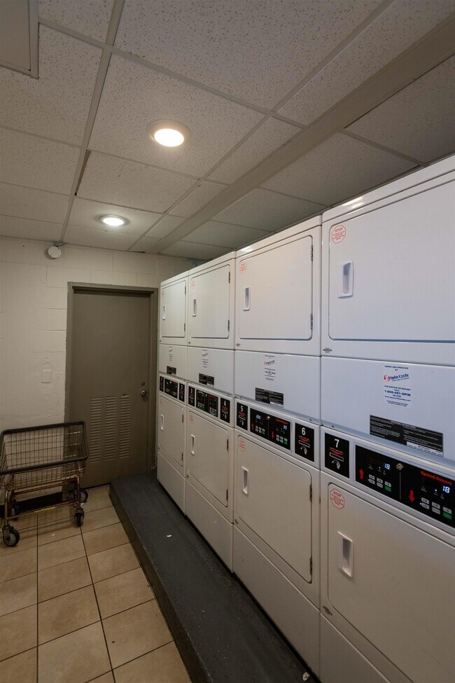 Building Photo - 5701 BLVD E