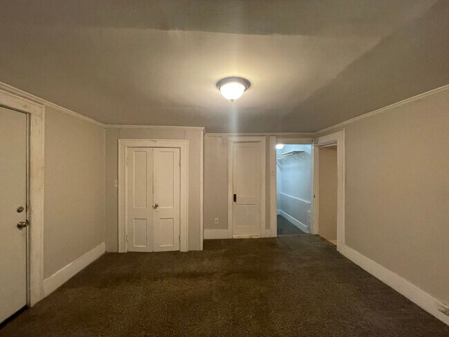 Building Photo - 2713 Vineville Ave