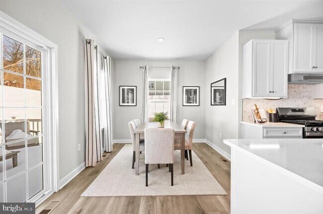 Building Photo - 141 Dithridge Dr