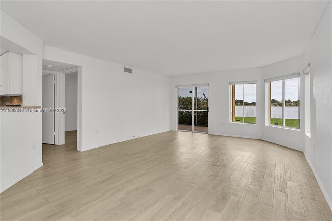 Building Photo - 2351 NW 33rd St