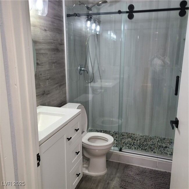 Building Photo - 636 Yacht Harbor Dr