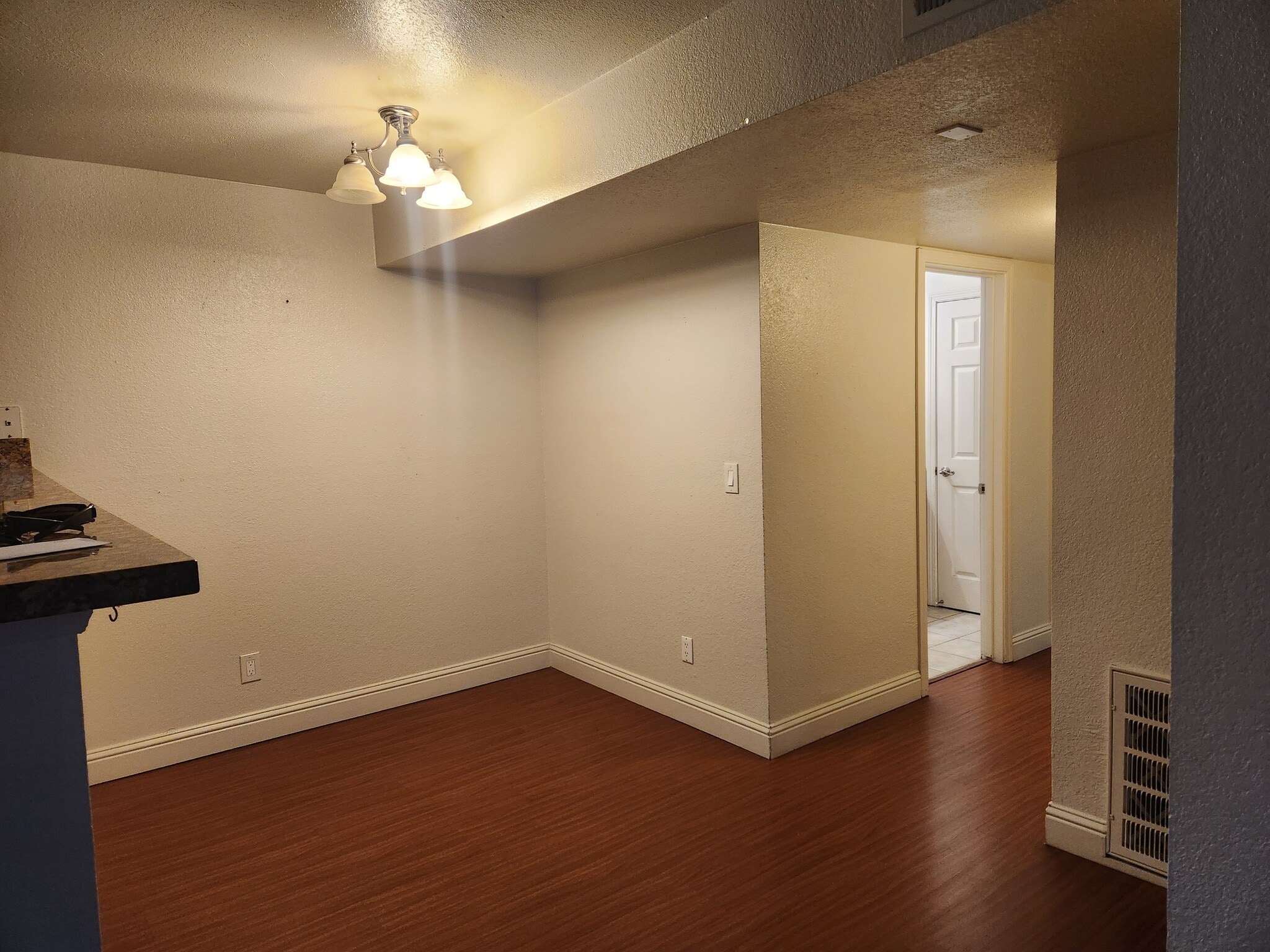 Building Photo - 2909 Huntington Blvd
