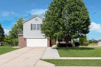 Building Photo - 4 Bedroom Home With Pond View in Top Rated...