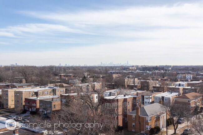 Building Photo - 4953 Oakton St