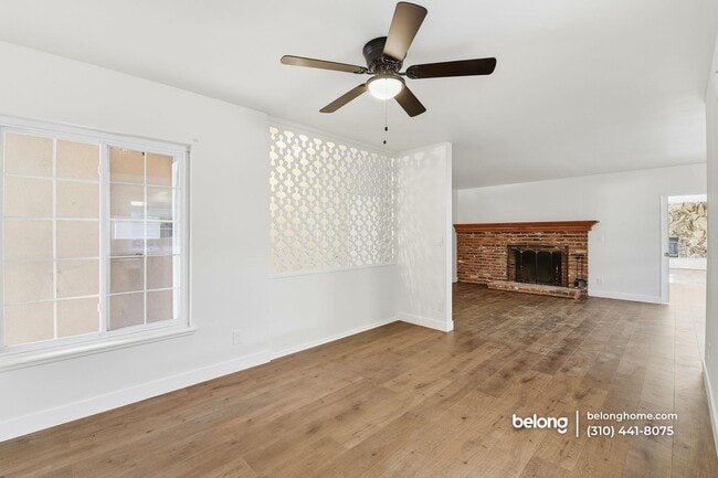 Building Photo - 6539 Petit Ave