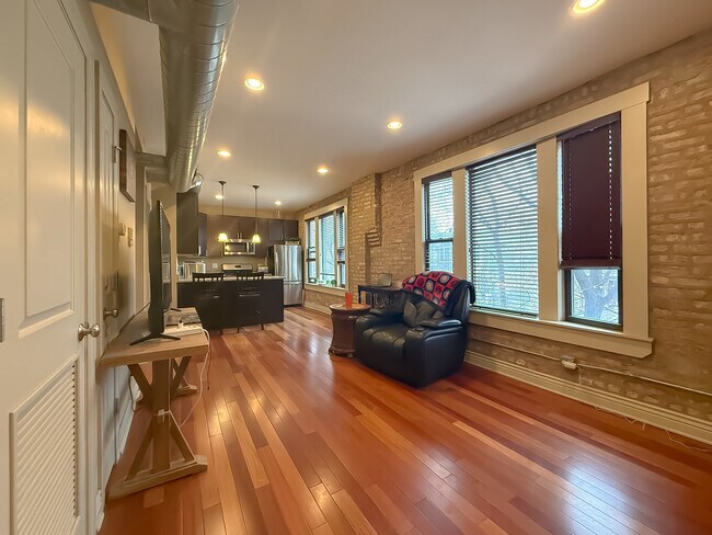 Building Photo - 1946 W Newport Ave