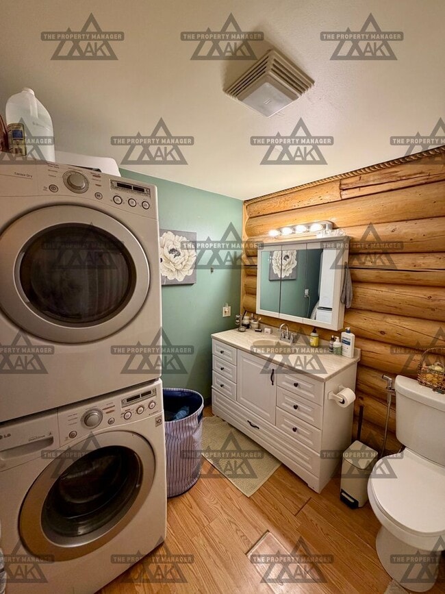 Building Photo - Charming Cabin – 2BR Home with Wood Stove - Dog Friendly