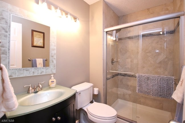 Building Photo - 303 Brokaw Ct