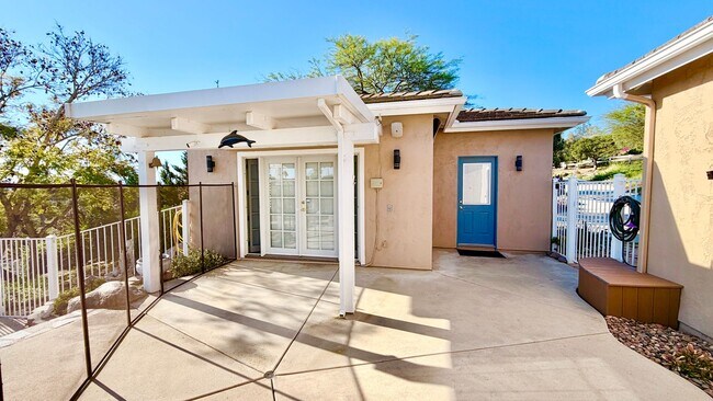 Building Photo - Darling Stand Alone & Detached Open Studio Layout Guest Home unit on Private Country Property in ...