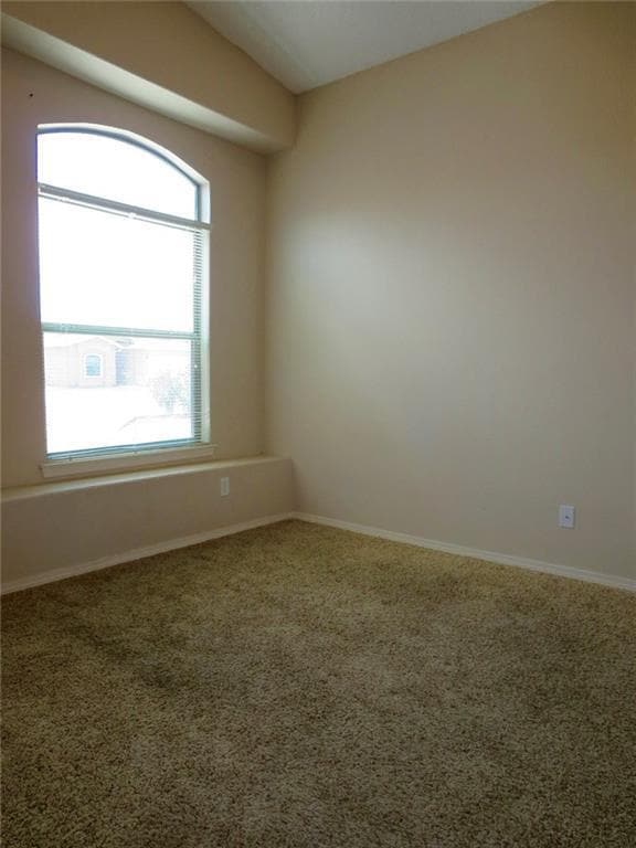 Building Photo - 14209 North Point Ave