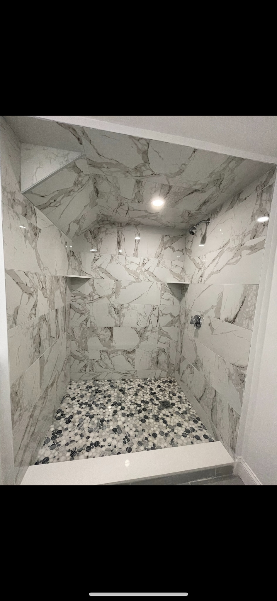 Shower - 31 Stowers St
