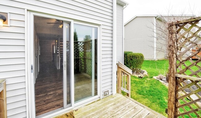 Building Photo - 922 Noddymill Ln E