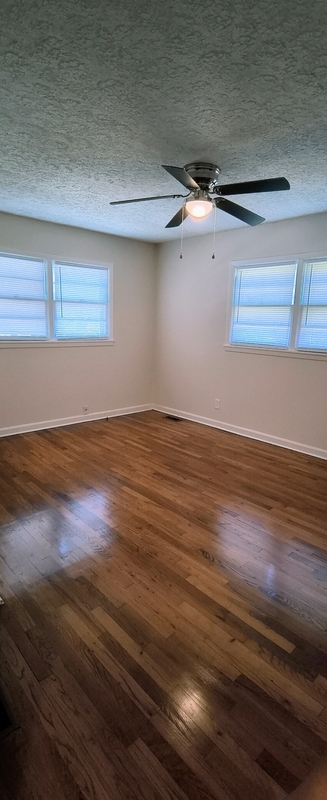 Building Photo - 4209 Canby Ln