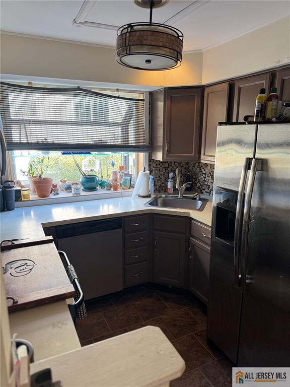 Building Photo - 36 Stevens Ct