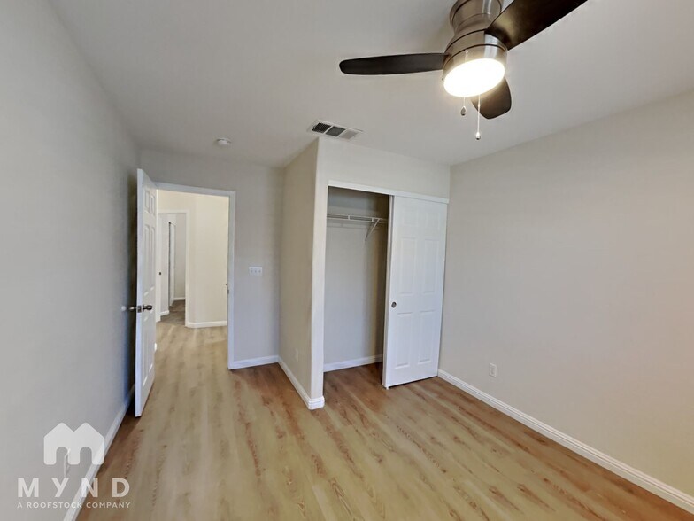 Building Photo - 7827 Lobella St