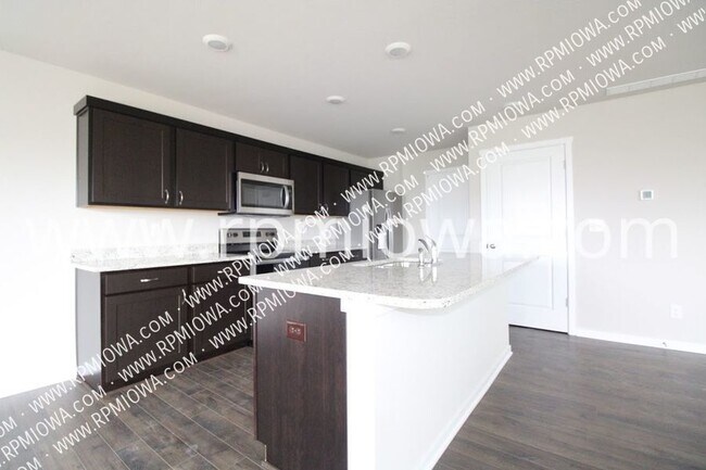 Building Photo - 3013 NW 29th St