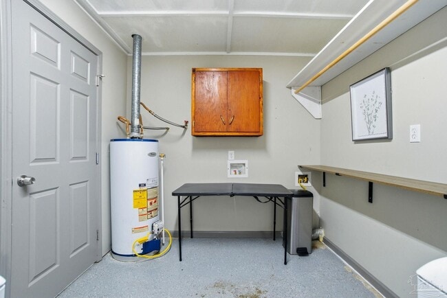 Building Photo - 3750 Martin St