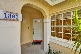 Building Photo - 1361 Springside Dr