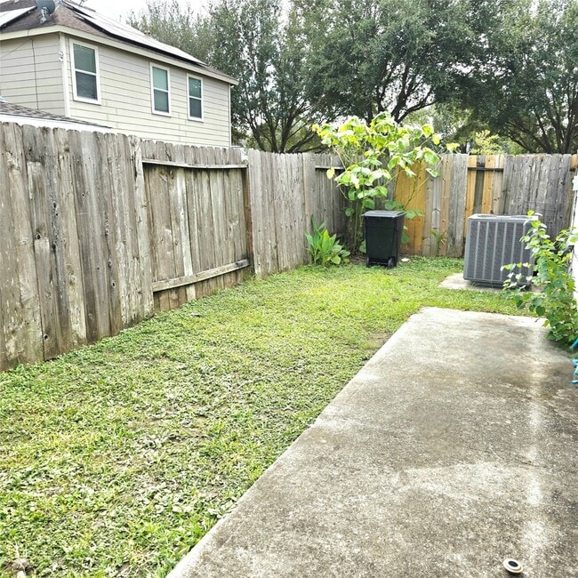 Building Photo - 12006 Audubon Hill Ct