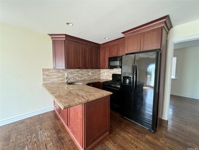 Building Photo - 316 Kimberly Pl