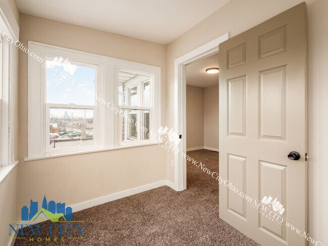 Building Photo - 1390-1392 Sullivant Ave, Columbus OH 43223