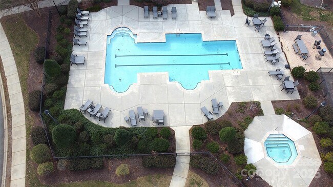 Building Photo - 7454 Red Mulberry Way