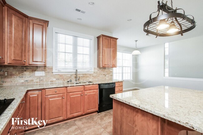 Building Photo - 813 Pinkney Pl