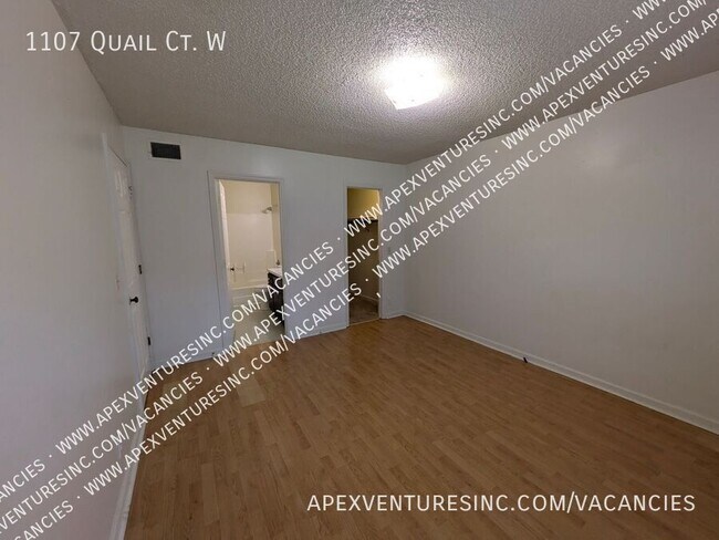 Building Photo - 1107 Quail Ct W