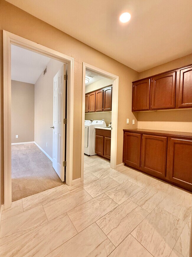 Building Photo - Charming Tatum Village Patio Home ? Ideal for Seasonal or Year-Round L