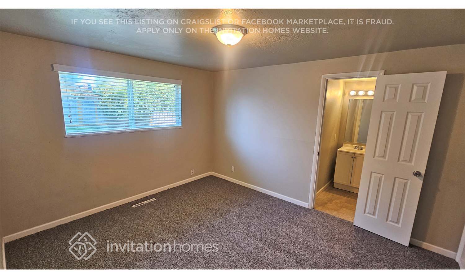 Building Photo - 1346 N Lenore Dr