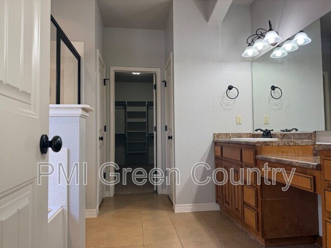 Building Photo - 3710 West 108th Ct S