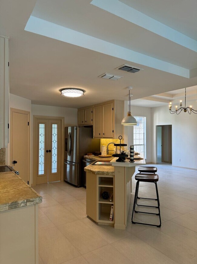 Building Photo - 1703 Terrace Dr